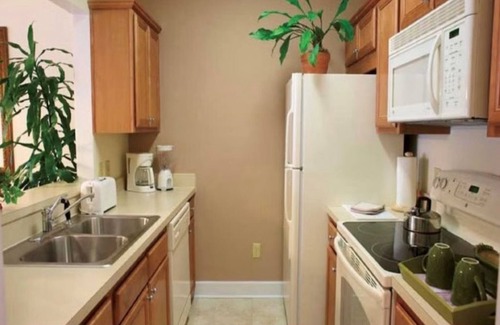 Lackey Condo | 3-bedroom condo in beautiful Williamsburg with lots of amenities