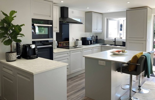 Sark Cottage | 3 bedroom cottage in Sark, on the Avenue.
