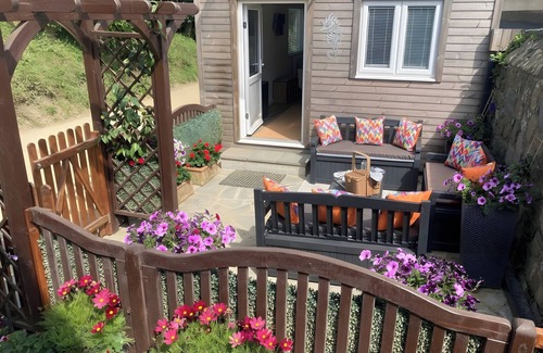 Sark Cottage | 3 bedroom cottage in Sark, on the Avenue.