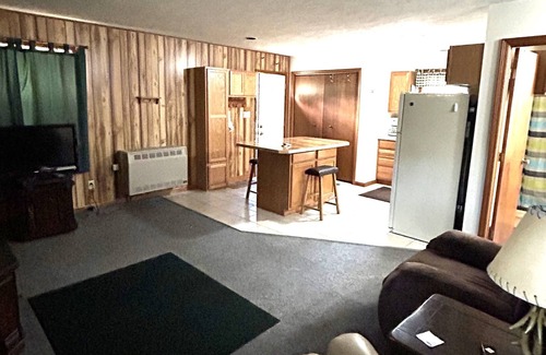 Baldwin Cabin | 3 Bedroom Cottage near Wolf Lake in Baldwin Michigan.
