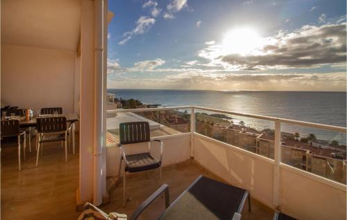 Santa Pola Apartment | 3 Bedroom Cozy Apartment In Santa Pola