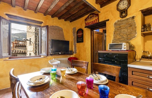 Pescia House | 3 bedroom cozy home in Sorana
