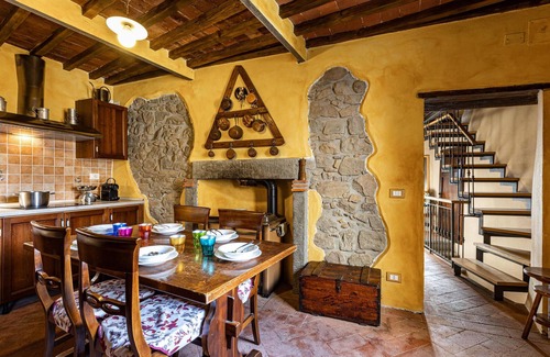 Pescia House | 3 bedroom cozy home in Sorana