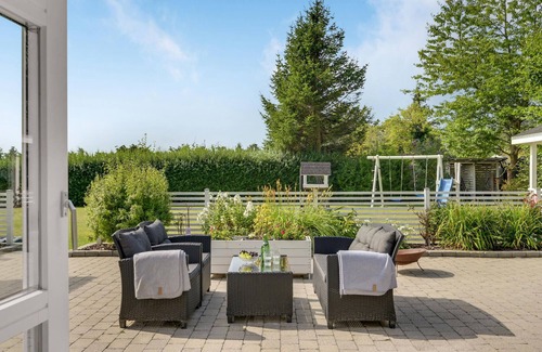 Rageleje House | 3 bedroom cozy home in Vejby