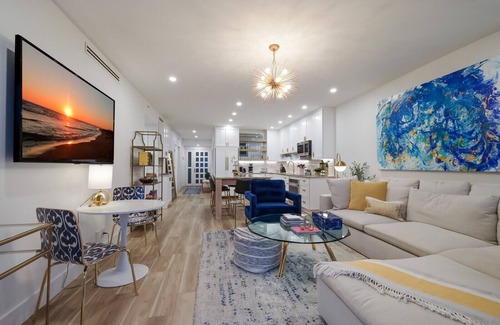 Longboat Key Condo | 3 BEDROOM DIRECT OCEAN VIEW, WALKOUT TO THE BEACH!