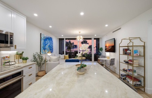 Longboat Key Condo | 3 BEDROOM DIRECT OCEAN VIEW, WALKOUT TO THE BEACH!