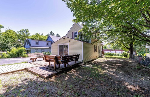 Laconia House | 3-bedroom + double futon, 2 bath house in Laconia, 1 mile from Lake Winnisquam!