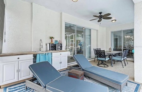 Fellowship House | 3 bedroom Equestrian elegance close to WEC with private pool
