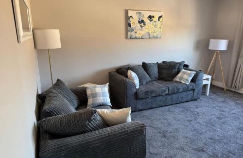Falkirk Apartment | 3 bedroom Falkirk flat
