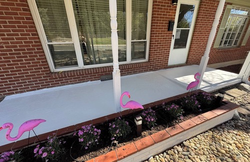 Skyway House | 3-bedroom family and Pet-friendly house located near the iconic Broadmoor Hotel