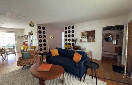 Skyway House | 3-bedroom family and Pet-friendly house located near the iconic Broadmoor Hotel