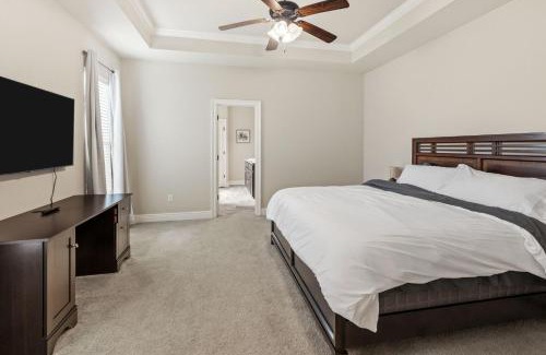 Lake Charles House | 3 Bedroom Family Home in Lake Charles