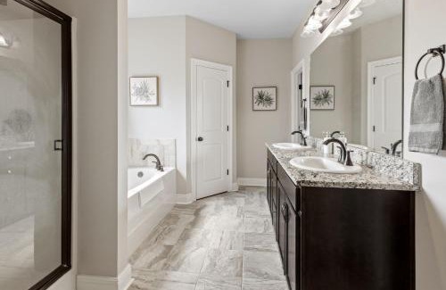 Lake Charles House | 3 Bedroom Family Home in Lake Charles