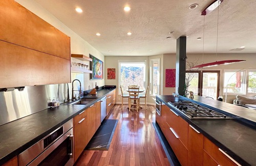 Westlake Village House | 3-bedroom, Fully furnished townhome in Westlake Village, Hilltop gated community
