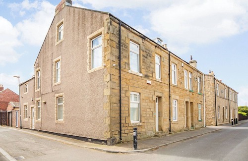 Woodhorn Cottage | 3 bedroom accommodation in Newbiggin-by-the-sea, near Morpeth