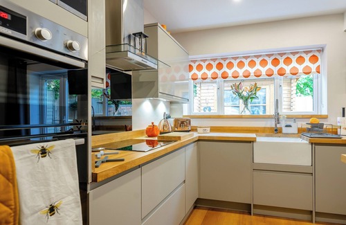 City Centre Cottage | 3 bedroom accommodation in Stratford Upon Avon