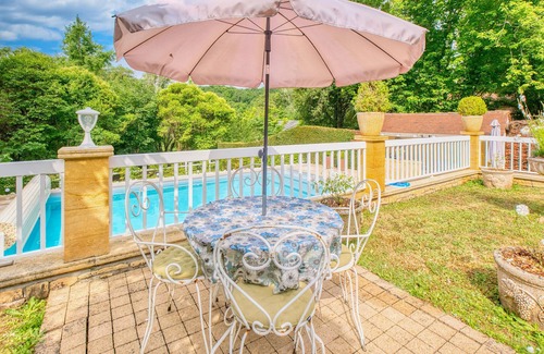 Le Lardin-Saint-Lazare House | 3 bedroom gorgeous home in Le Lardin