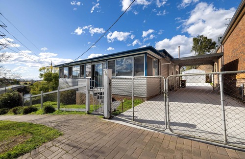 Windsor House | 3 Bedroom Heritage House Windsor