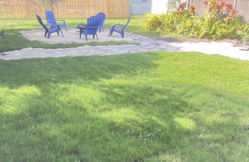 Lakewood Park House | 3 Bedroom home. Minutes from beach!
