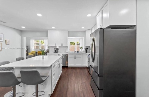 Pompano Beach House | 3 Bedroom Home! Poolside Escape Near Pompano Beach!