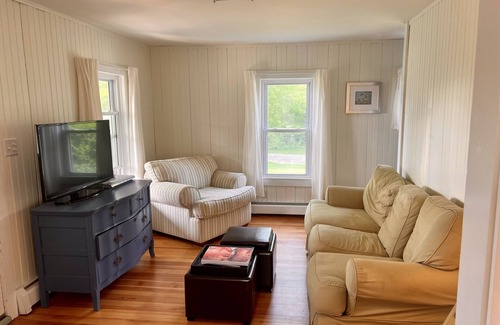 Snug Harbor House | 3 Bedroom Home in East Matunuck Awaits you for the Summer!
