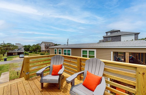 Frisco House | 3 bedroom homes with Shared pool and short walk to the beach