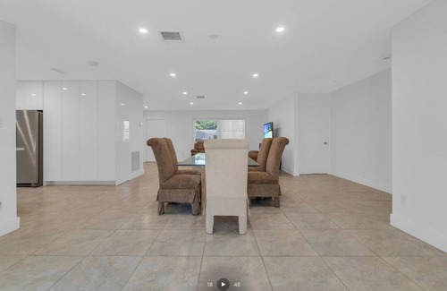 Hallandale Beach House | 3-bedroom house in brilliant Hallandale Beach with AC