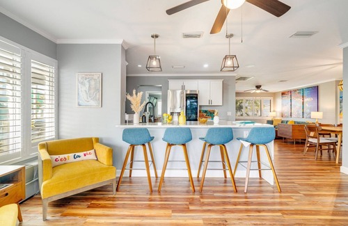 Saint James City House | 3-bedroom house in charming Saint James City with AC, WiFi