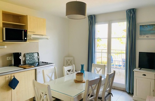 Cabries House | 3-bedroom house for 8 near Aix-en-Provence
