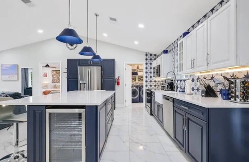 Pompano Beach House | 3-bedroom house in marvelous Pompano Beach with AC