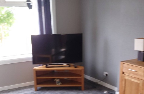 Larkhall House | 3 Bedroom House Ideal for Groups