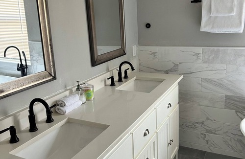 Limona Improvement House | 3-bedroom house in amazing Brandon with AC