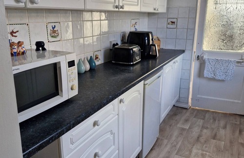 Bramcote House | 3-bedroom house in beautiful Nottingham with WiFi