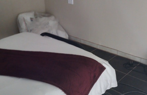 Doonside House | 3-bedroom house in doonside amanzimtoti Kingsburgh with WiFi