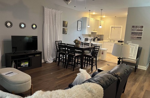 Wilmington House | 3-bedroom house in peaceful Wilmington with WiFi, AC. Enjoy your stay