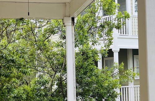 Ono Island House | 3 Bedroom house in Purple Parrot