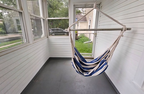 Benson House | 3-bedroom house in terrific Omaha with WiFi, AC