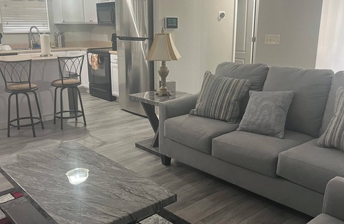 Independence House | 3-bedroom house in charming Independence, KY with AC, WiFi. Enjoy your stay