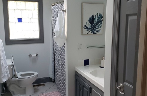 Rocky Mount House | 3-bedroom house in enchanting Rocky Mount with AC, WiFi