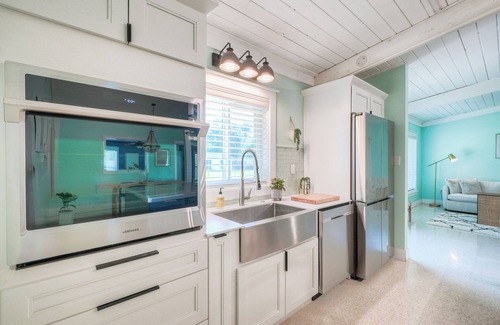 Fort Myers House | 3-bedroom house in welcoming Fort Myers with pool!