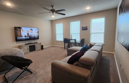 Weston House | 3-bedroom house in wonderful Melissa with amenities that sleeps six guests.
