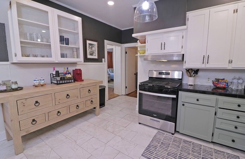 Monroe House | 3-bedroom house near Forsythe. Pet friendly! Fenced yard. Perfect for groups!