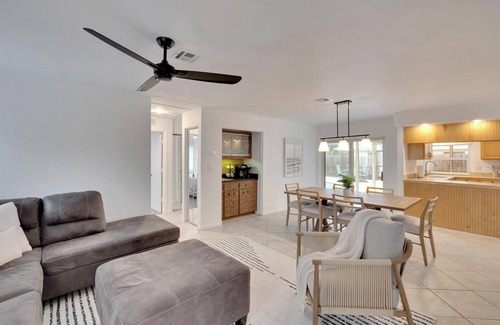Seminole House | 3-bedroom house near Indian Rocks Beach with Pool!
