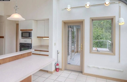 Douglas House | 3-bedroom house next to Sandy Beach