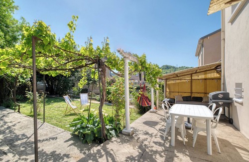 Pamiers House | 3-bedroom house with garden and garage near town center and train station.