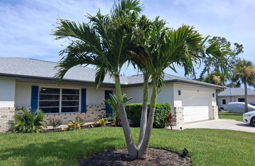 South Venice House | 3-bedroom house with private pool ,close to beautiful beaches!