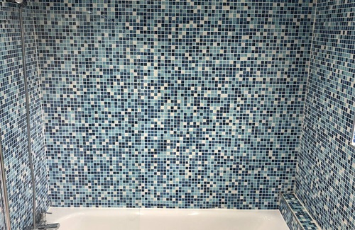 Slough House | 3 bedroom independent lovely home Farnham Royal Slough