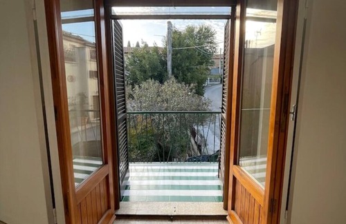 Castiglione del Lago House | 3 Bedroom Lake View Villa on Tuscan-Umbrian Border