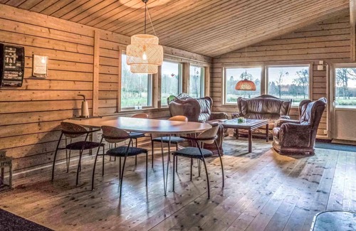 Horby House | 3 bedroom lake front home in Hörby