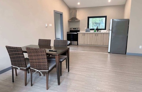 Lakefield Cabin | 3-bedroom Lakefront Villa #9